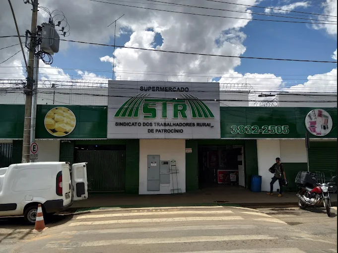 Frente do supermercado